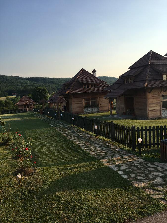 Nacionalna Kuca Bajo Mackat Villa Exterior photo